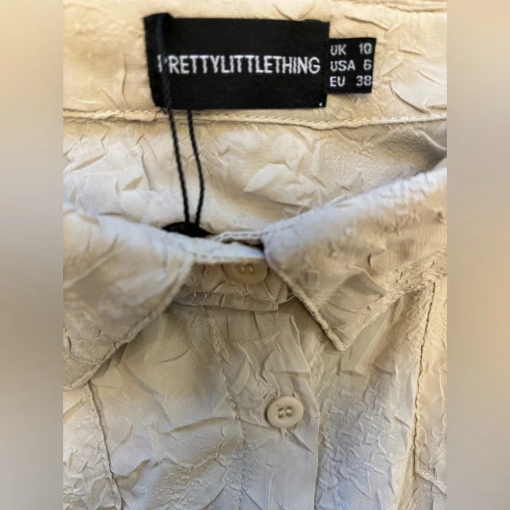 Pretty Little Thing Crinkled Top - Picture 8 of 9